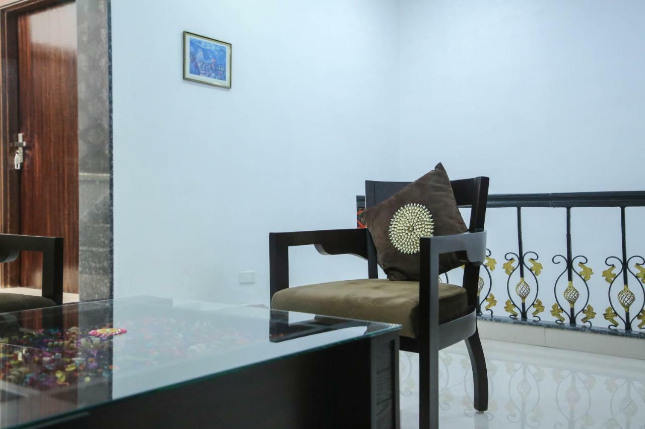 Aradhana'S Home Stay อัครา ภายนอก รูปภาพ