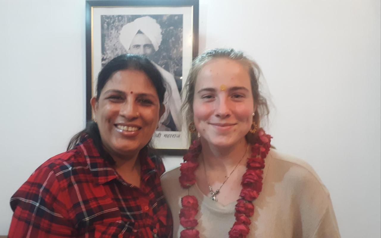 Aradhana'S Home Stay อัครา ภายนอก รูปภาพ